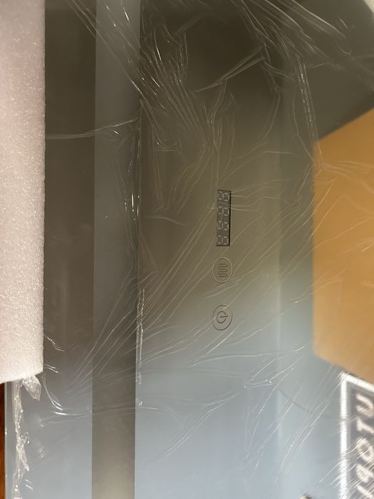 Oglinda LED rece/cald, dezaburire si ceas