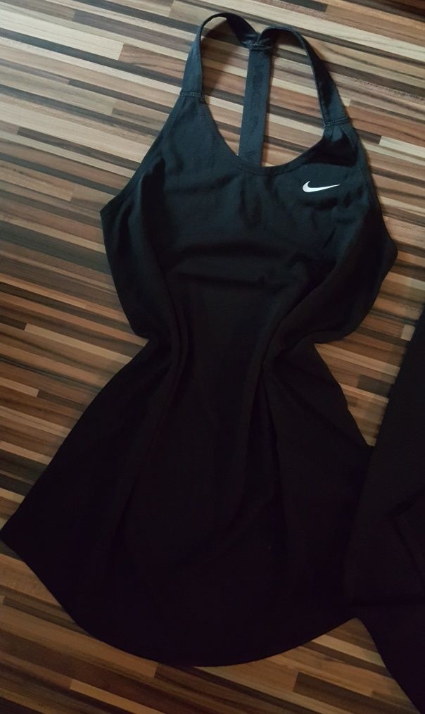 (XS) NIKE оригинални клин и топ