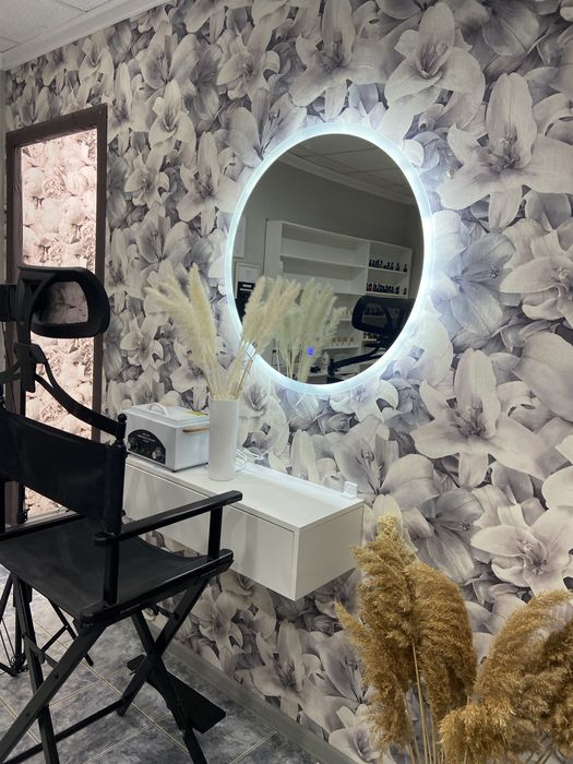 Сдается салон под аренду цена вас удивит