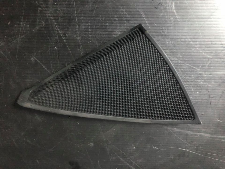 boxa auto dreapta fata mercedes c-class w204
