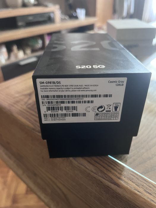 Samsung s20 cosmic gray