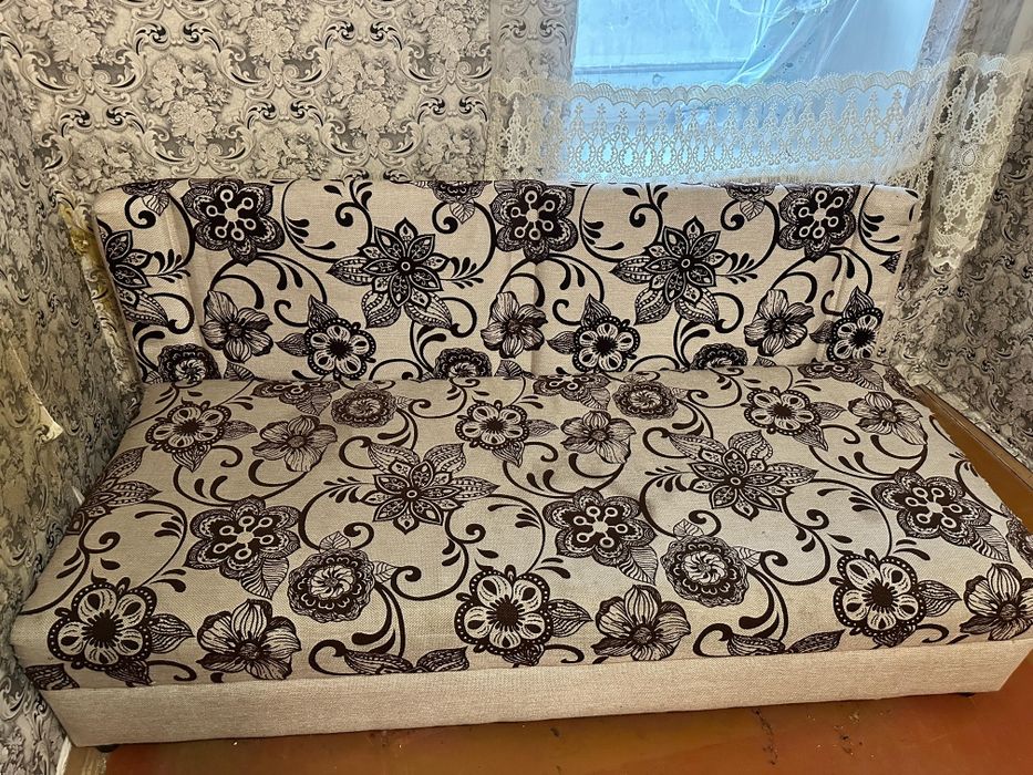 Отдам диван софа