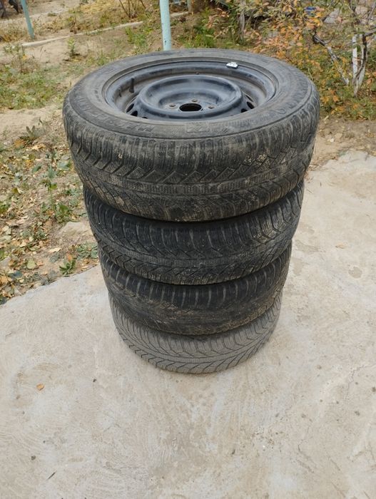 Продам покрышку хорошо состоянии