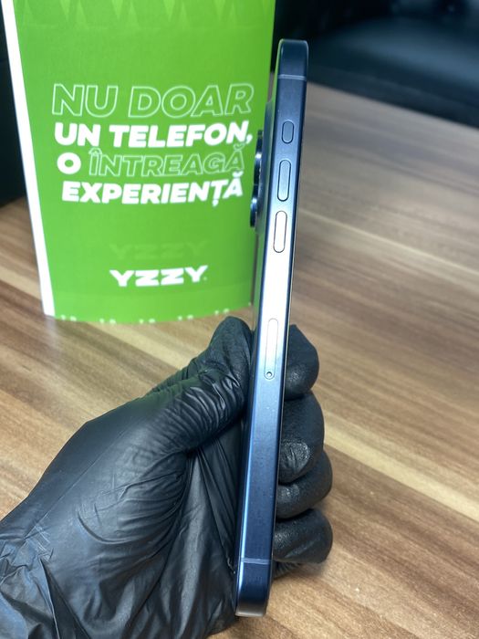 iPhone 15 Pro Max / 512 GB / Sănătate baterie 100% / Foarte bun