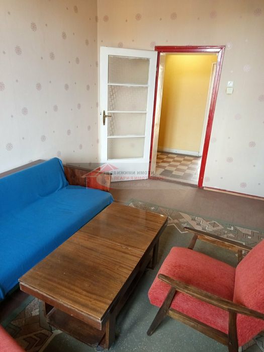 Дава под наем 3-стаен гр. София - Център 99m²