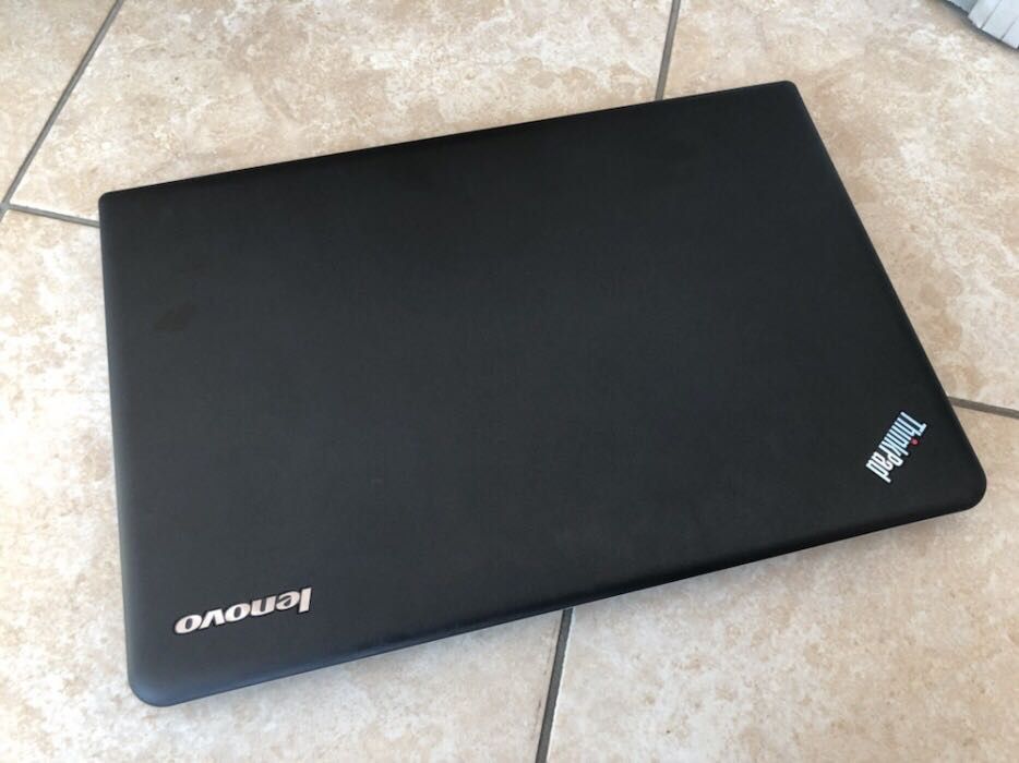 Lenovo ThinkPad E540** i7-4702HQ Procesor** Bateria 5 ore