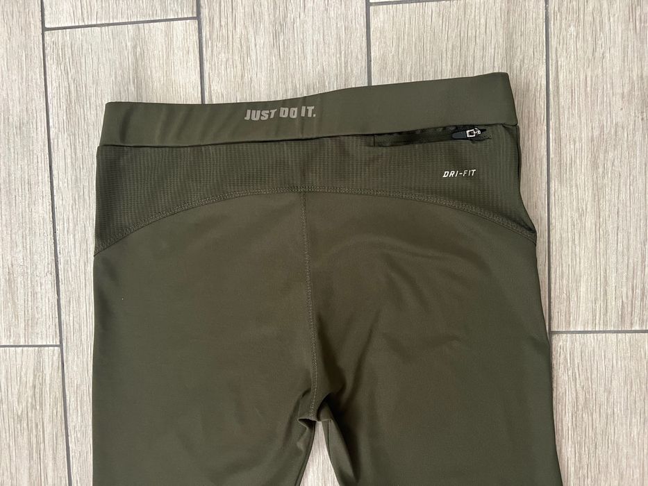 Дамски клин тъмно зелен НОВ