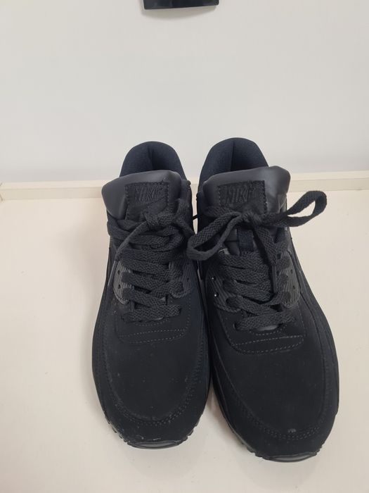 Маратонки марка NIKE