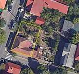 Teren 300 mp, cu casa, situat in cartierul Olosig, Oradea