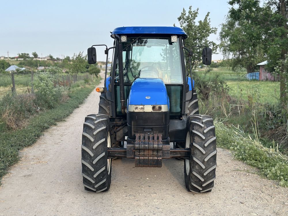 Tactor New Holland TD50505 100 Cai