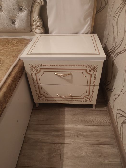 Спальни диван и2 тумба