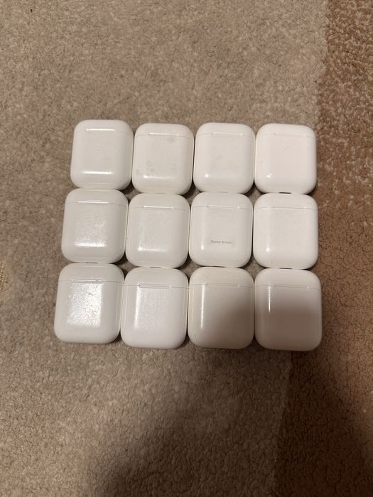 Lot Airpods 2/1 piese