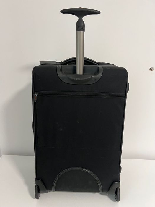 Trollere upright extensibil Samsonite si Buxton