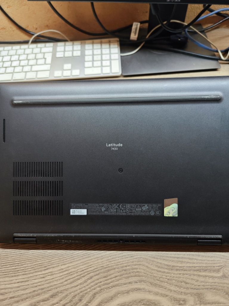Dell Latitude 7430 + docking
