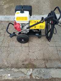 Мощна Професионална бензинова водоструйка Karcher HD 1050 B  280 bar