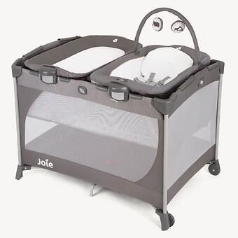 Манеж, детская кроватка, пеленальный столик