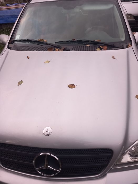 Vând Mercedes ML 2003