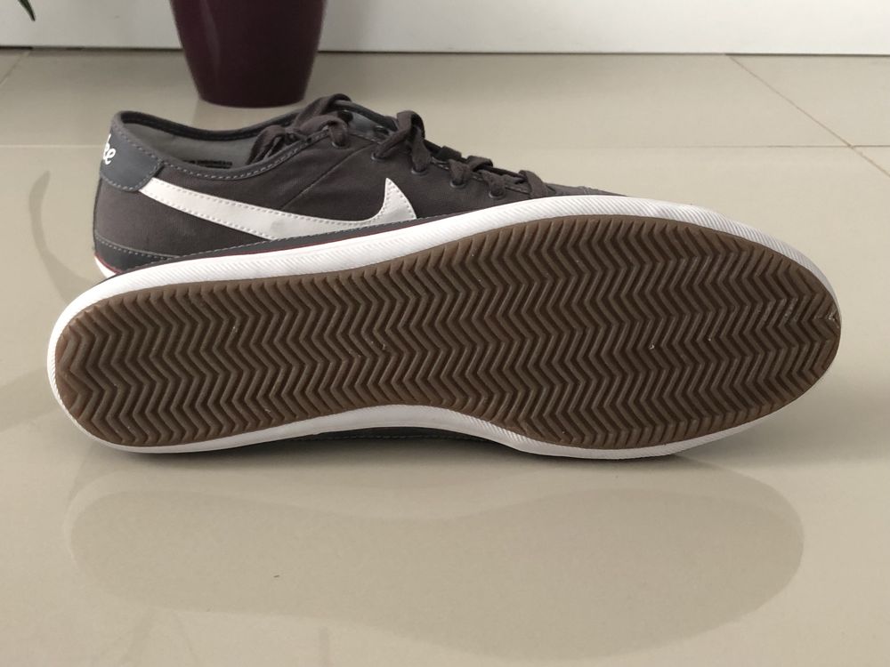 Tenisi Nike Flash -marimea 44