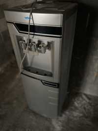 диспенсер воды с холодильником