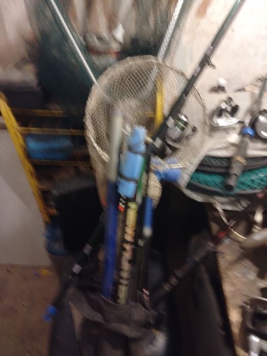 Vând scule PESCUIT Somn crap Artilerie Grea FOARTE multe plus accesori