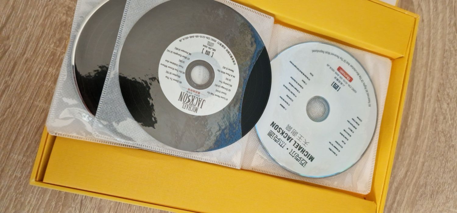 CD дискове MICHAEL jackson's НОВ