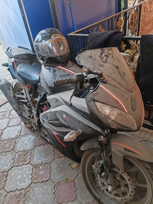 Peda imperiya moto skyline R11