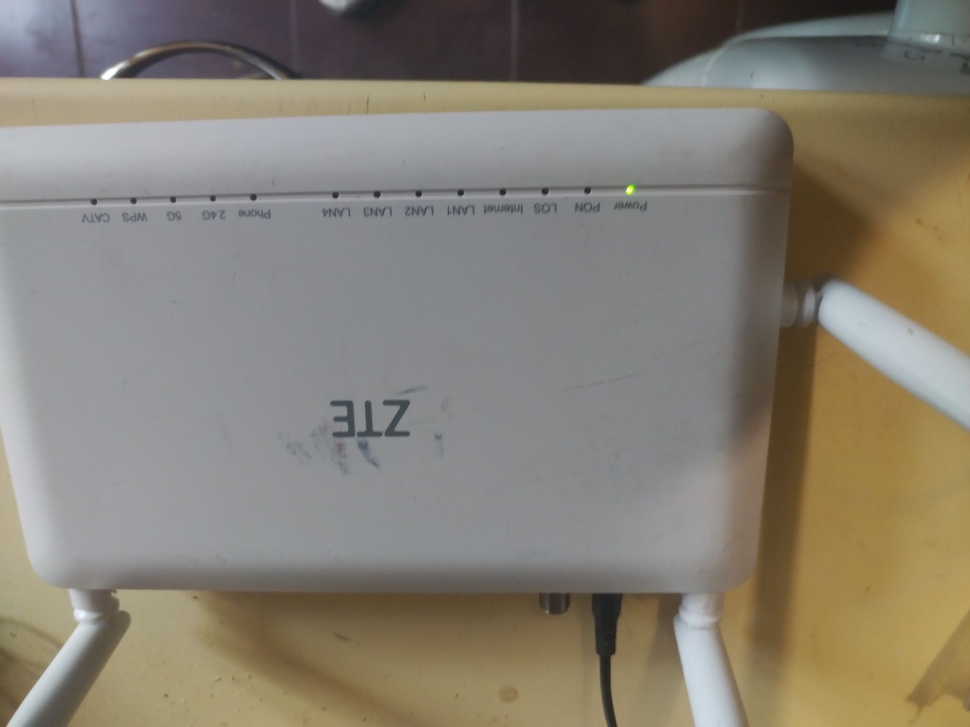 Router wireless ZTE wi fi 6