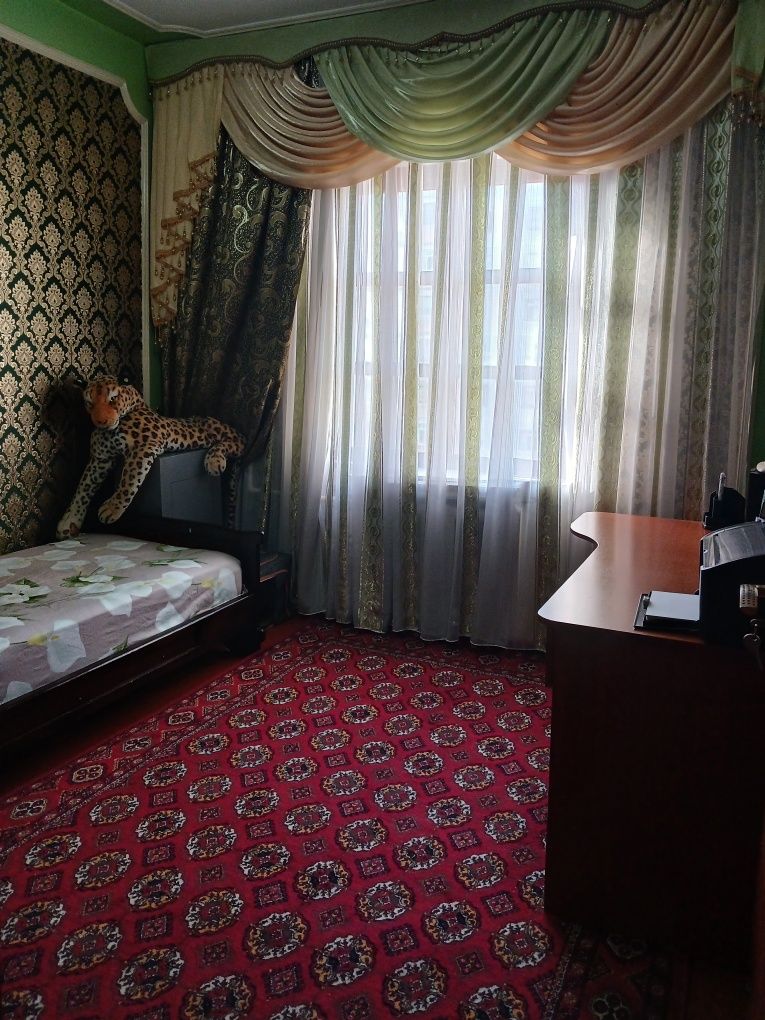 Срочно продаётся своя 5ком квартира,Сергели 6,Машина базар,Дехкон база