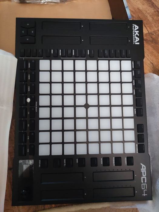 Akai apc 64 noua