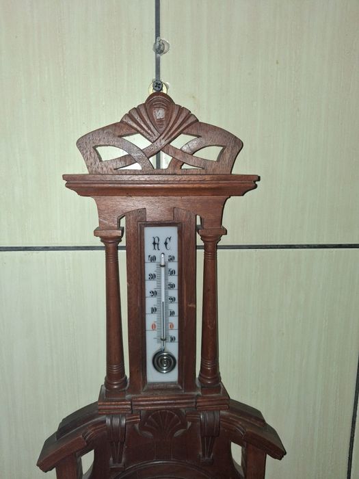 Barometru art nouveau