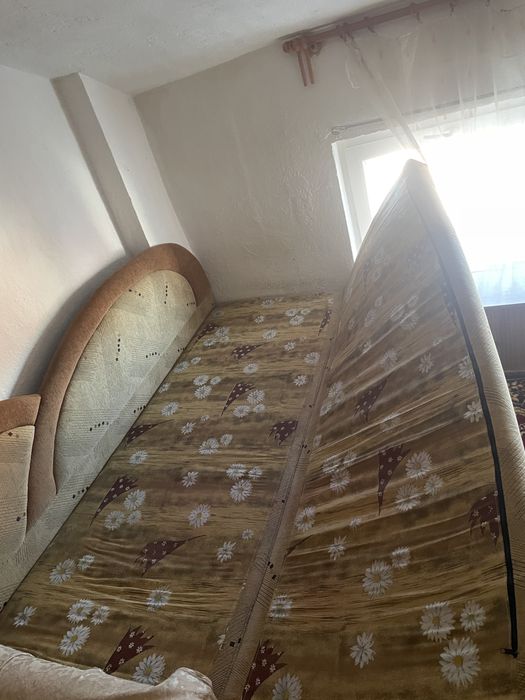 Разтегателен диван