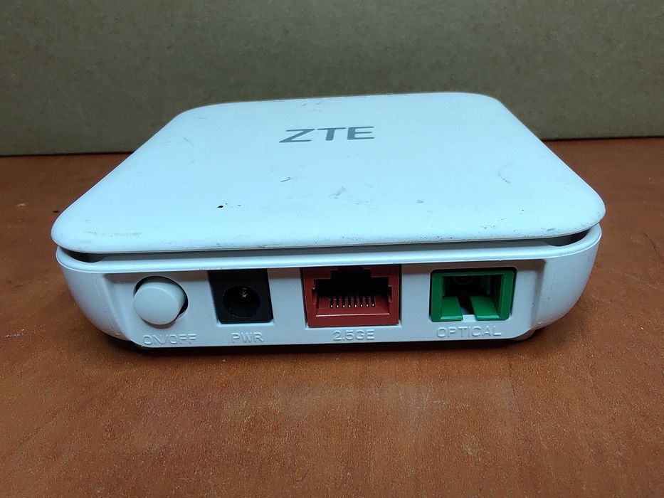 Terminal fibra optica DIGI ZTE F6005 retea optica ONT Gigabit