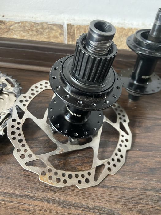 Reparatii biciclete centrat roti