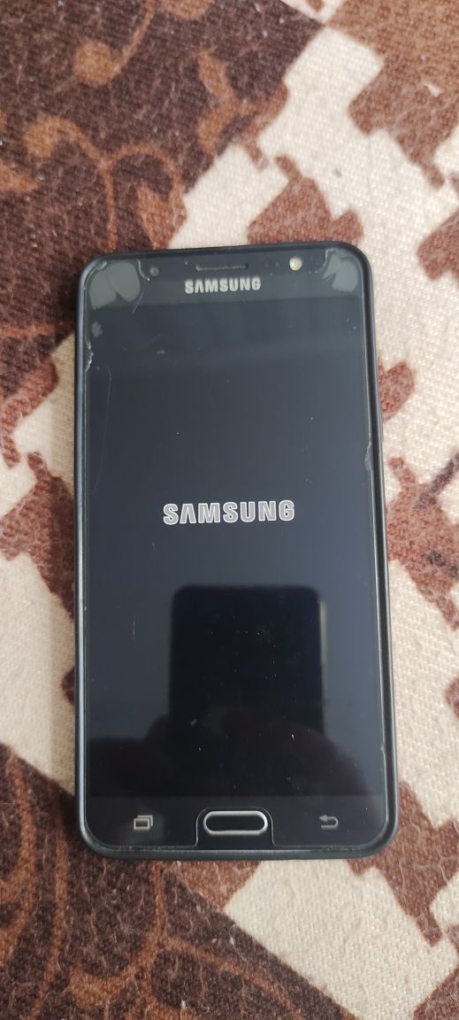 Продам Samsung J7 Самсунг