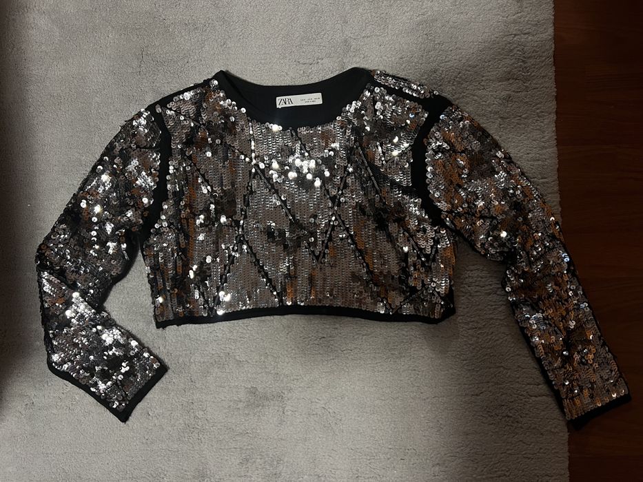 Bluza crop paiete, marime S