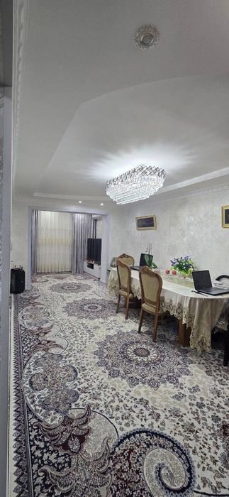 Срочно Чиланзар 23 квартал Московская планировка 4 комнаты 2 балкона