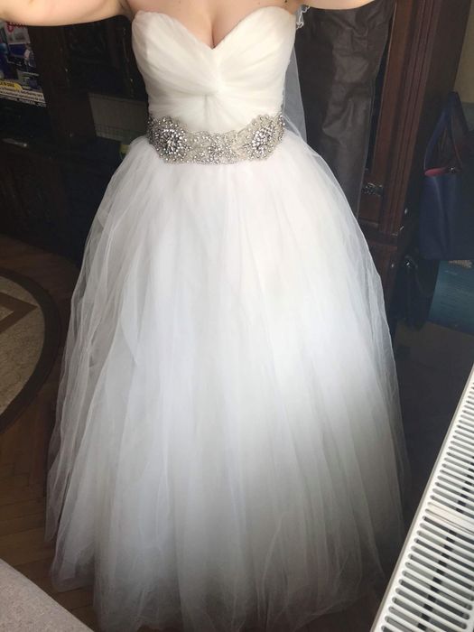 Rochie de mireasa Maya Fashion și voal Maya Fashion