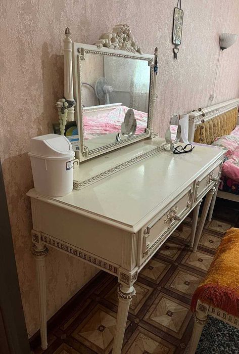 Продается спальний гарнитур Б\У