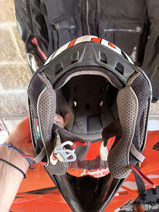 Каска Airoh Aviator 2.2