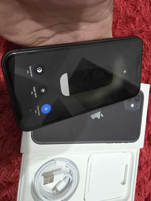 -Iphone 11, Black, 64Gb, 4Ram, bat: 87%, Black, impecabil, stare foart