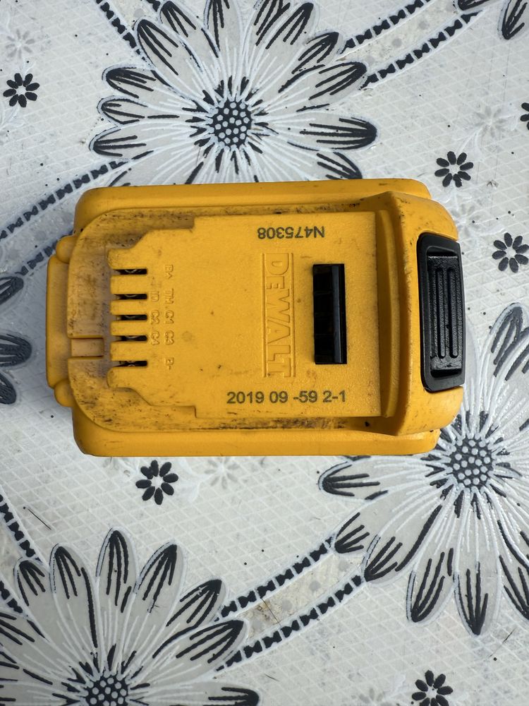 Акумулаторна батерия DeWALT DCB184, 18 V, 5 Ah