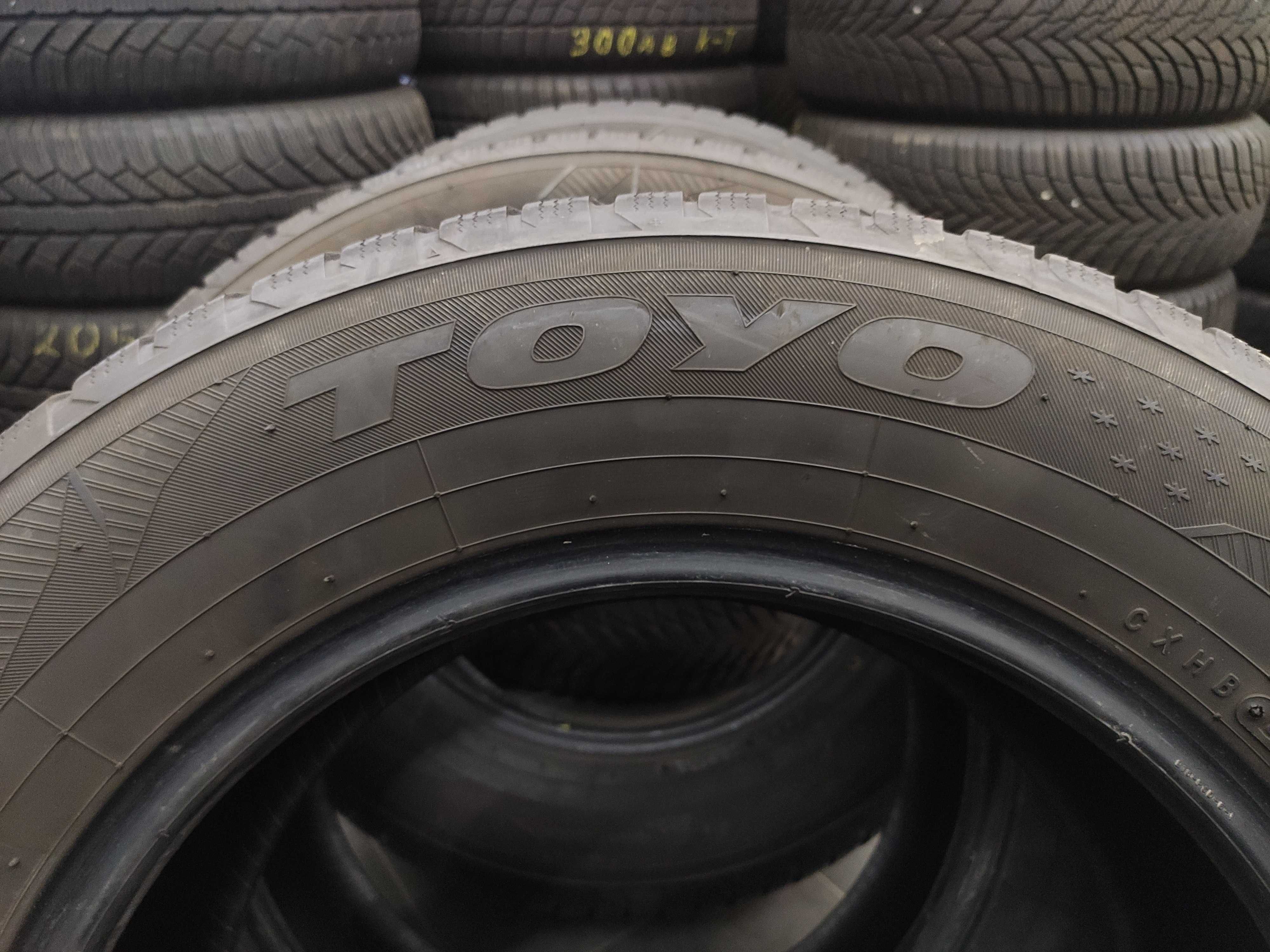 4бр Зимни Гуми 215 65 16 - Toyo