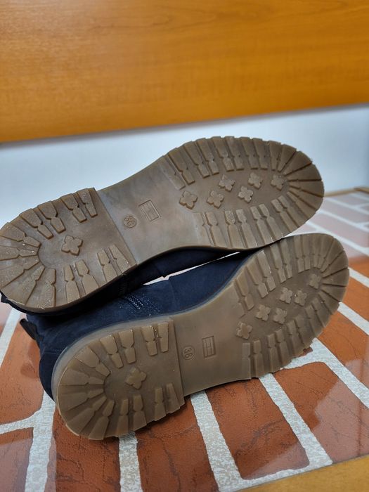 Ghete dama piele intoarsa