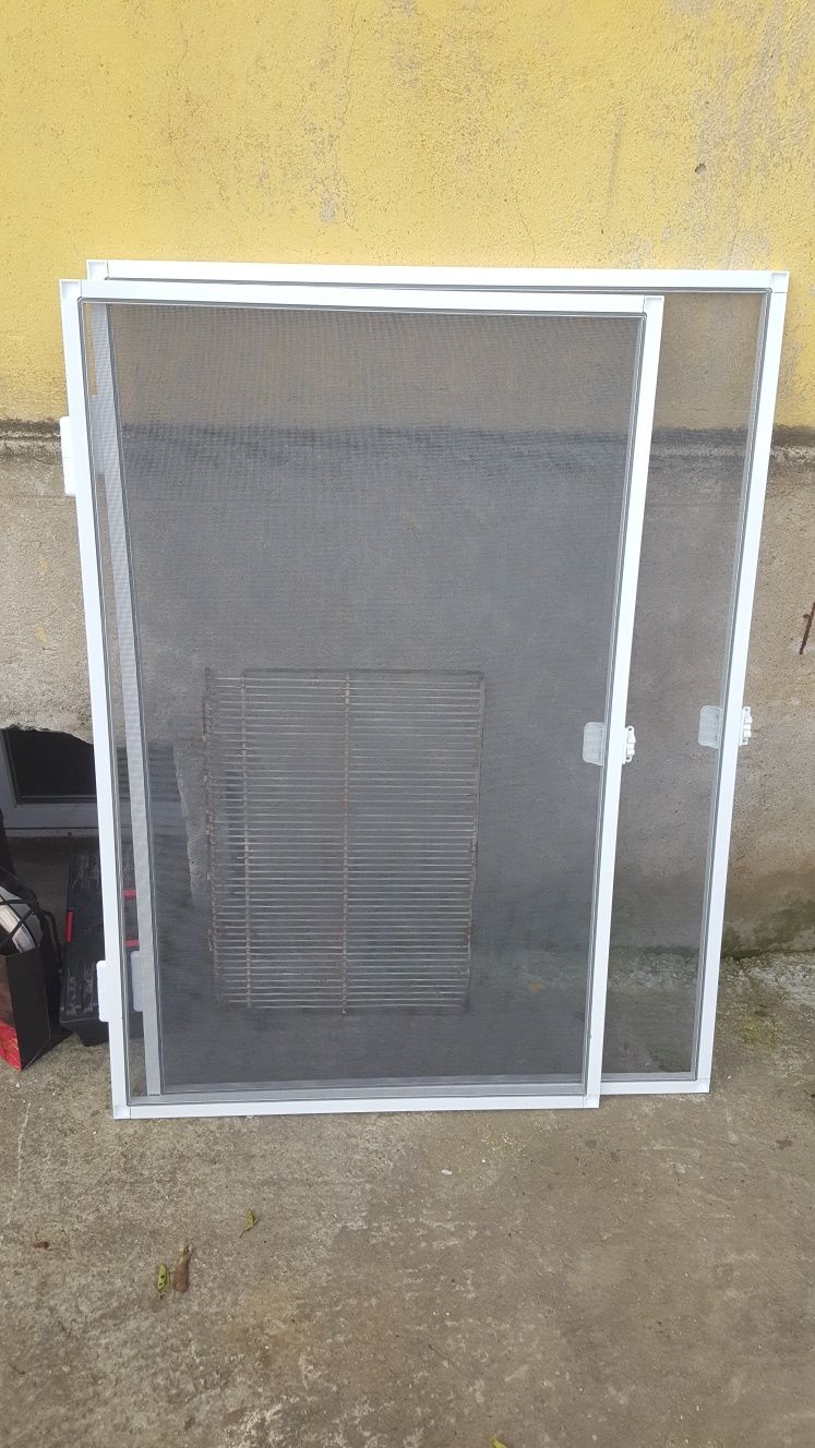 Execut plase insecte.si rolete .reglaj termopane rulouri si jaluzele
