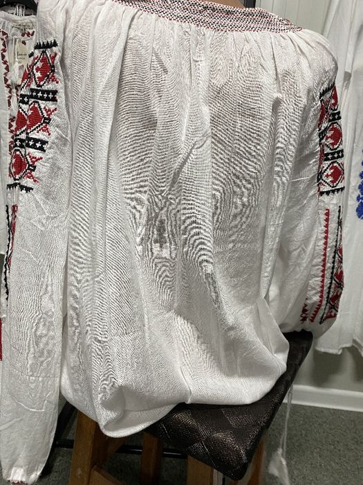 Vând Ie tradiționala