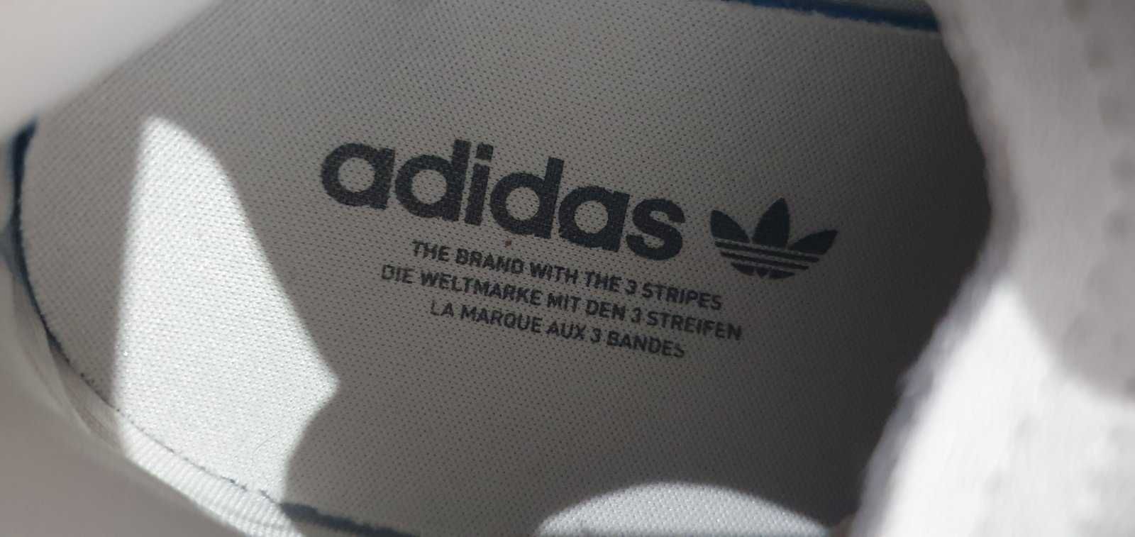 Маратонки  Adidas не използвани. 38