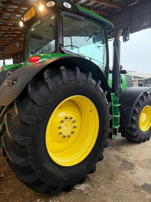 Vand tractor John Deere 6210R