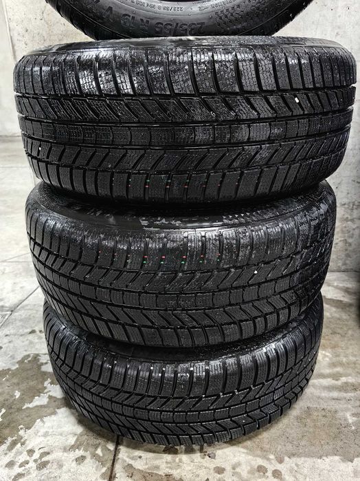 Continental 235/55/19R 2бр 255/50/R19 2 бр dot 29/24