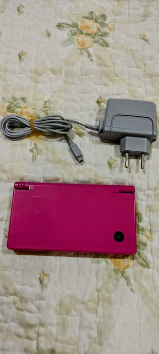 Joc Nintendo DSi cu card modat