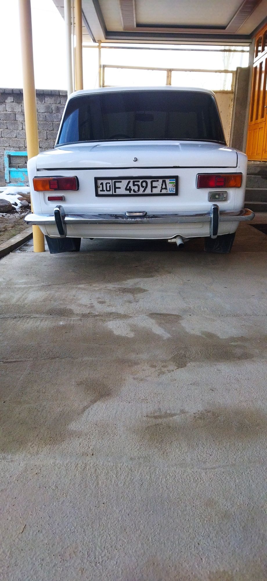 Baz 21011 Sotiladi
